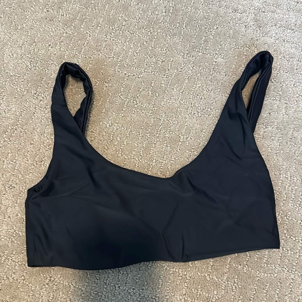 NWOT Jade Swim Rounded Edges Top